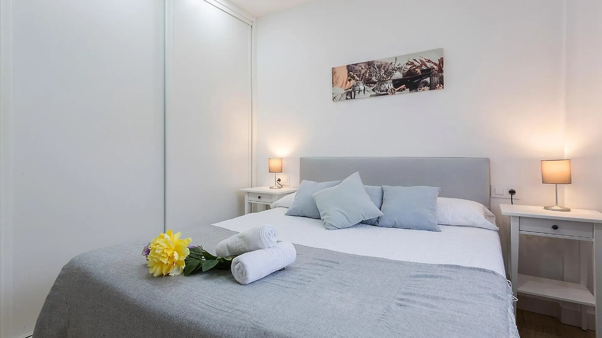 Apartment Centro Virgen Guia 3 Rooms Seville